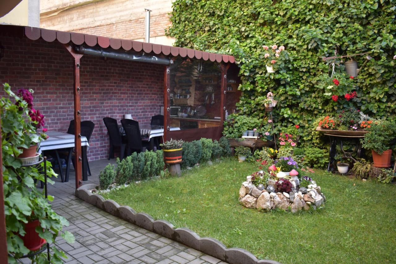 Casa Mara Apartment Тулча Екстериор снимка